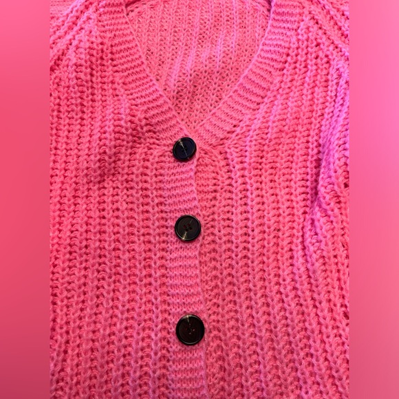 🖤LAST CHANCE🖤 HOT PINK SWEATER - Picture 2 of 4